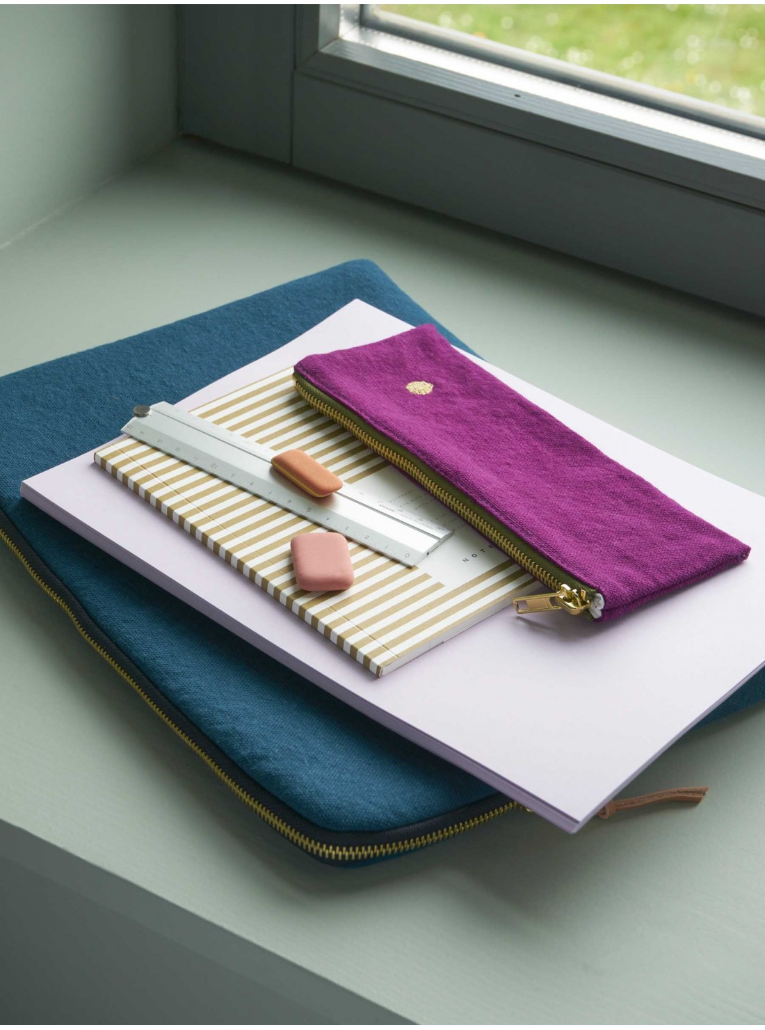 Trousse bureau coton bio violette